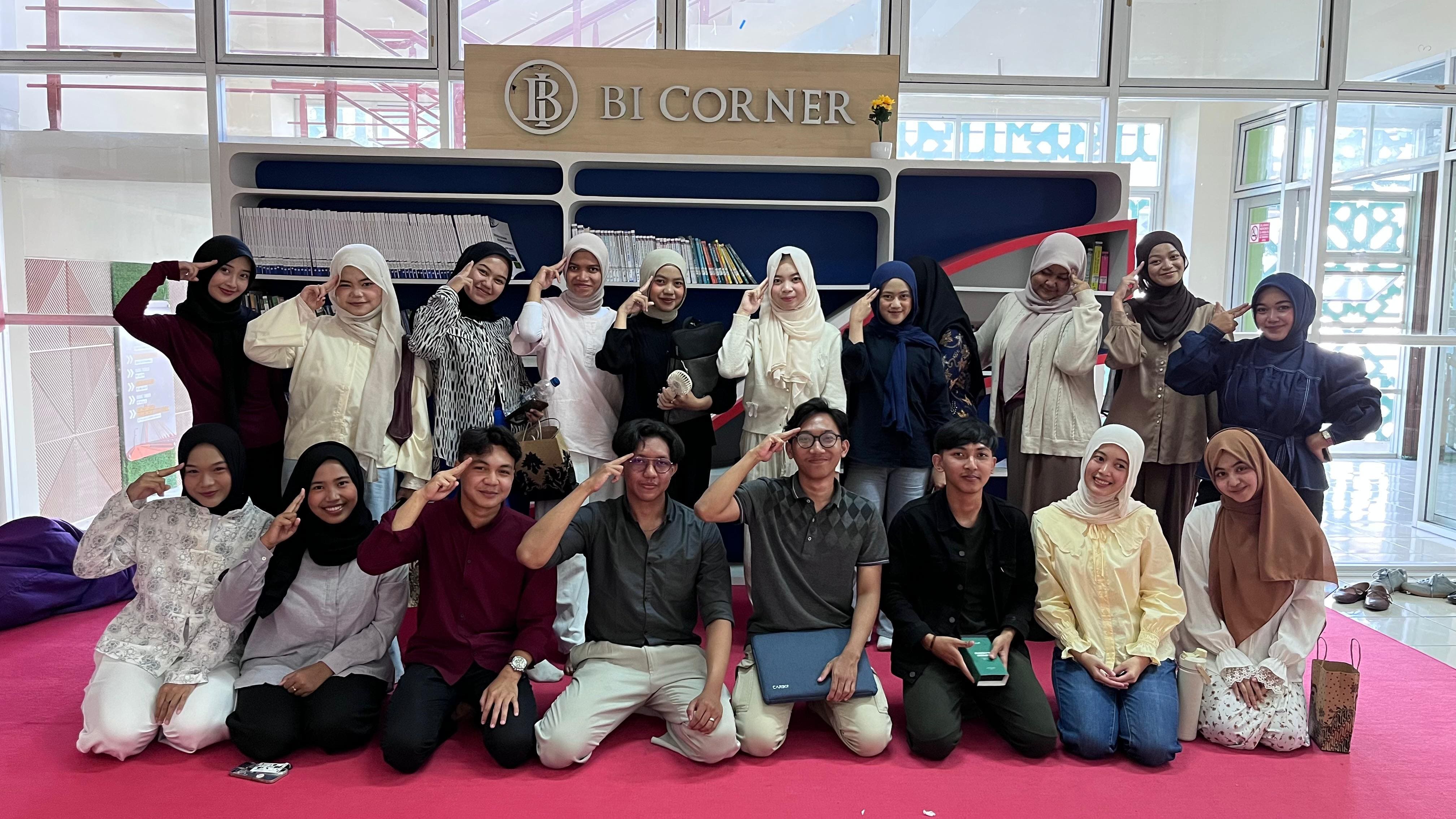BI CORNER UIN BANDUNG: Membangun Literasi Ekonomi Mahasiswa di Tengah Dinamika Global